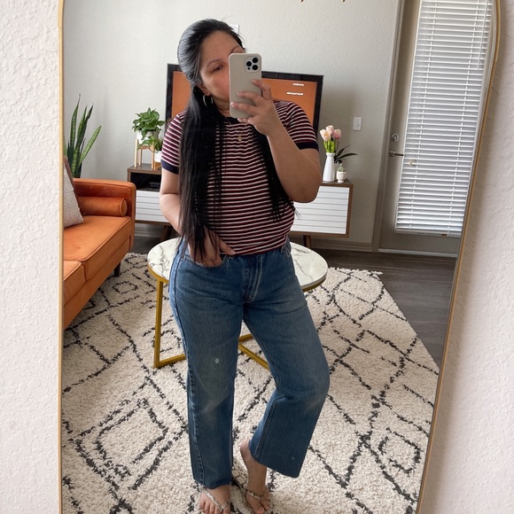 Levi’s 505 Hi-Rise Straight Leg Cut-Out Mom Jeans - Picture 2 of 9